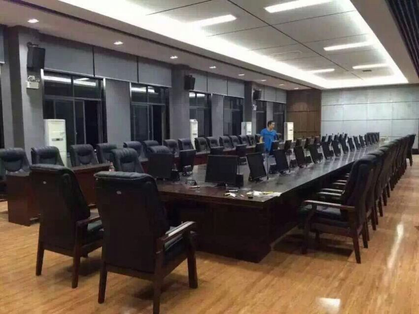 点击查看详细信息<br>标题：会议桌系列案例 阅读次数：981